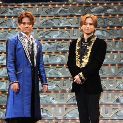 お値下げ☆レア物　貴重　堂本光一主演『SHOCK』パンフレット　帝国劇場☆ 堂本光一SHOCKパンフレット2003年版 - メルカリ